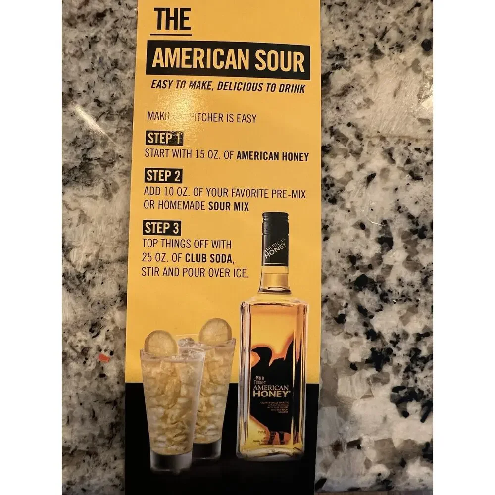 Wild Turkey Mix Pitcher American Honey Lemonade 50 oz Plastic Keep Good Company